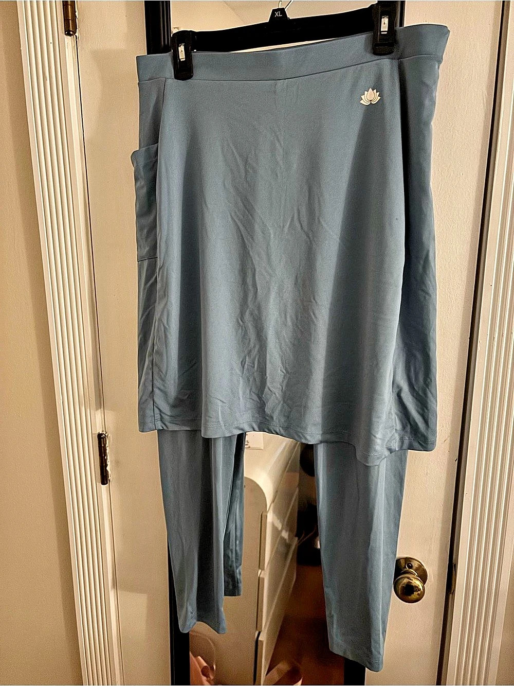 Snoga Athletics Women's Athletic Set Blue XL Like New